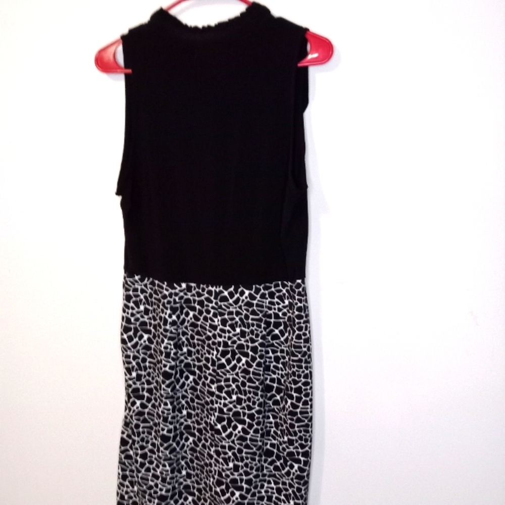 Women's dress